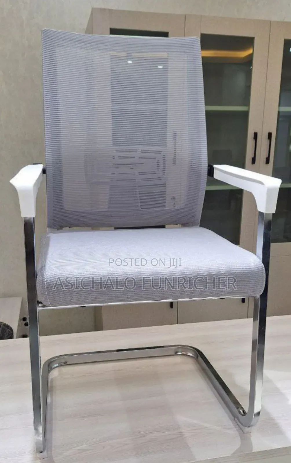 የቢሮ ወበሮች $Office Chairs