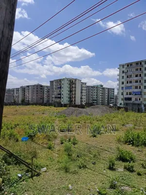 Photo - 1bdrm House in አያት, Yeka for sale