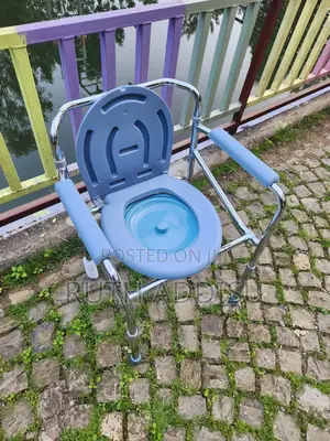 Photo - Commode Chair痂了toilet Chai for Ealderly堥那commoe Chair癲咗poty Chair