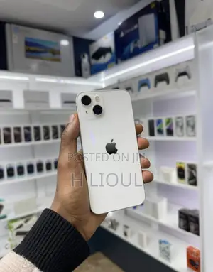 Photo - Apple iPhone 14 128 GB White