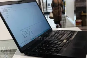 New Laptop Dell 16GB Intel Core I5 SSD 512GB