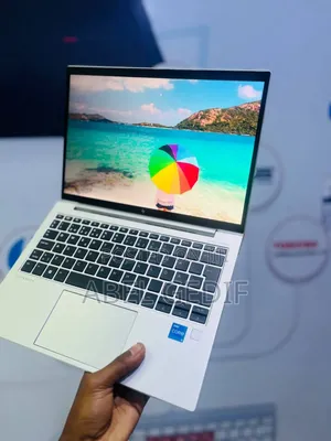 New Laptop HP EliteBook 830 G8 16GB Intel Core I5 SSD 512GB