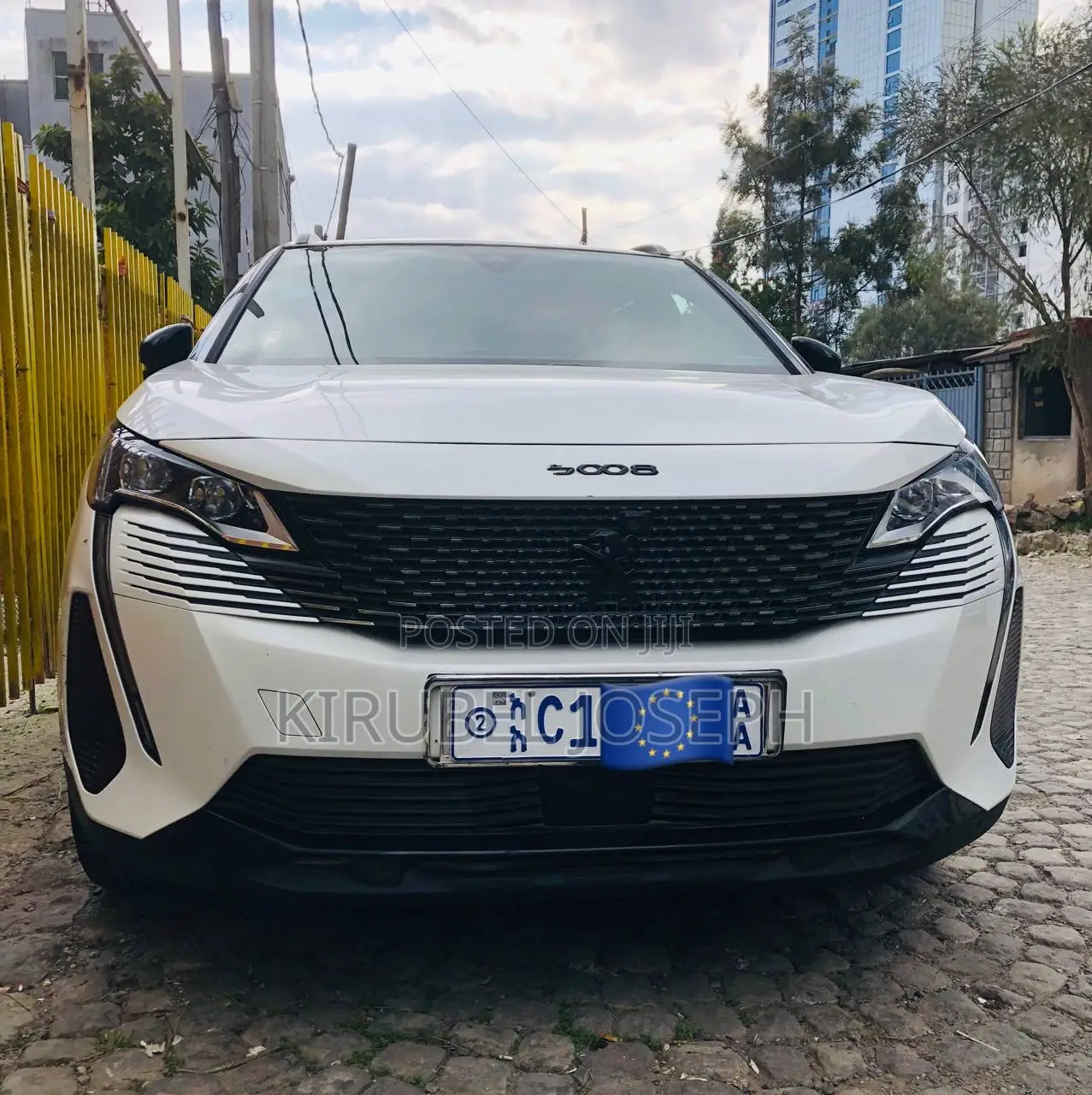 Peugeot 5008 2022 White