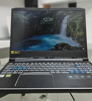 New Laptop Acer Predator Helios 300 16GB Intel Core I7 SSD 1T