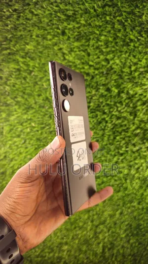 New Samsung Galaxy S22 Ultra 5G 256 GB Black