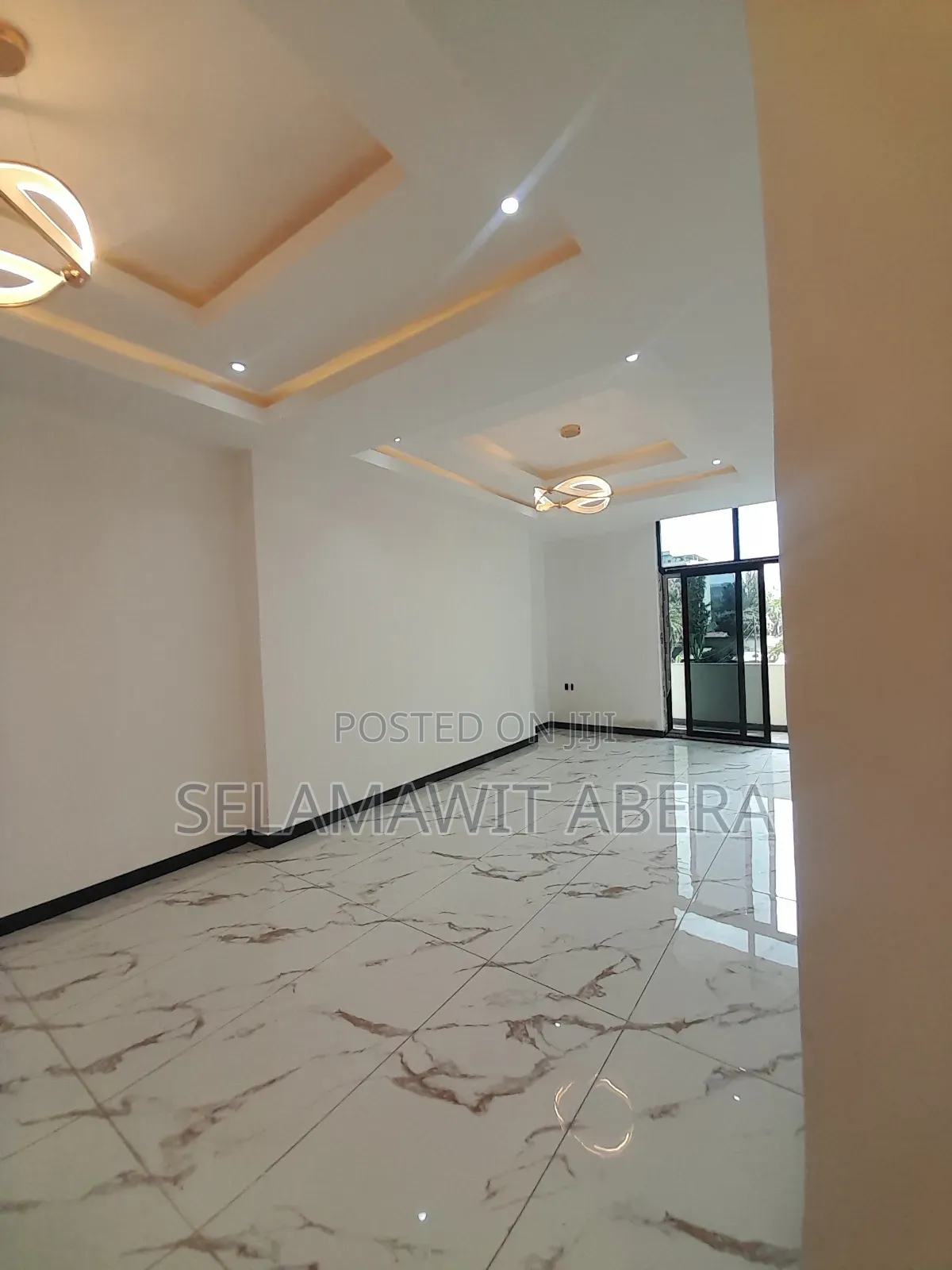3bdrm Apartment in Selamawit Abera, Bole for sale