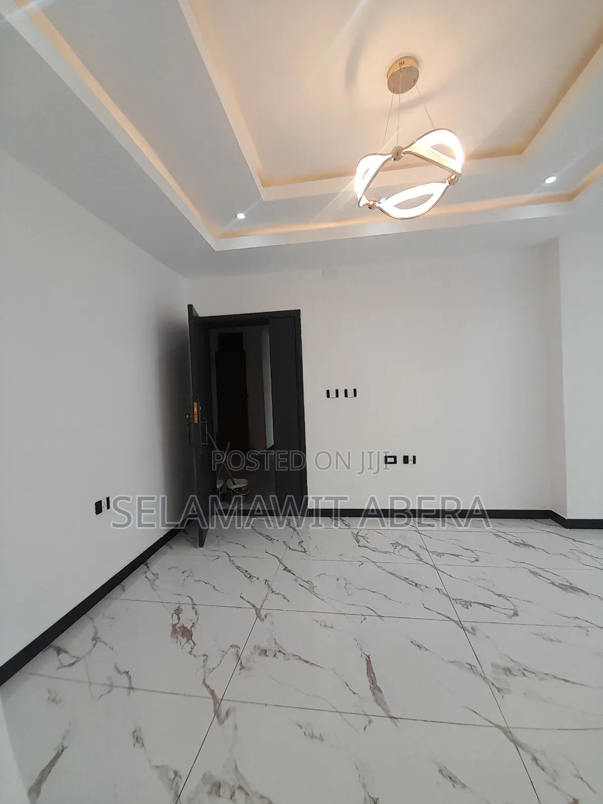 3bdrm Apartment in Selamawit Abera, Bole for sale