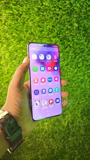 New Samsung Galaxy S10 5G 256 GB Gold