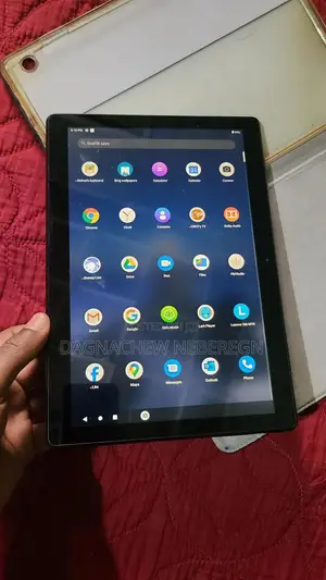 Photo - Lenovo Smart Tab M10 LTE 32 GB Silver