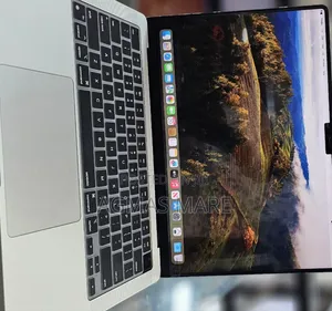 New Laptop Apple MacBook Pro 8GB Apple M3 SSD 512GB