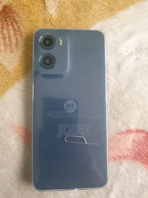 Photo - New Motorola Moto G05 128 GB Blue