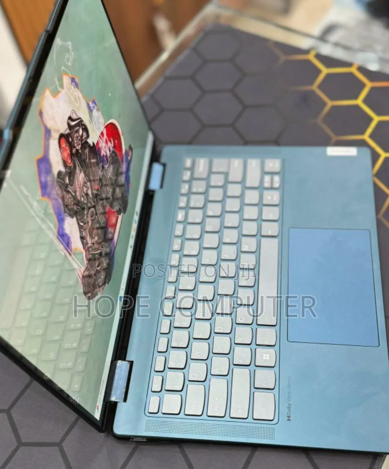 New Laptop Lenovo Yoga 700 16GB AMD Ryzen 7 SSD 512GB