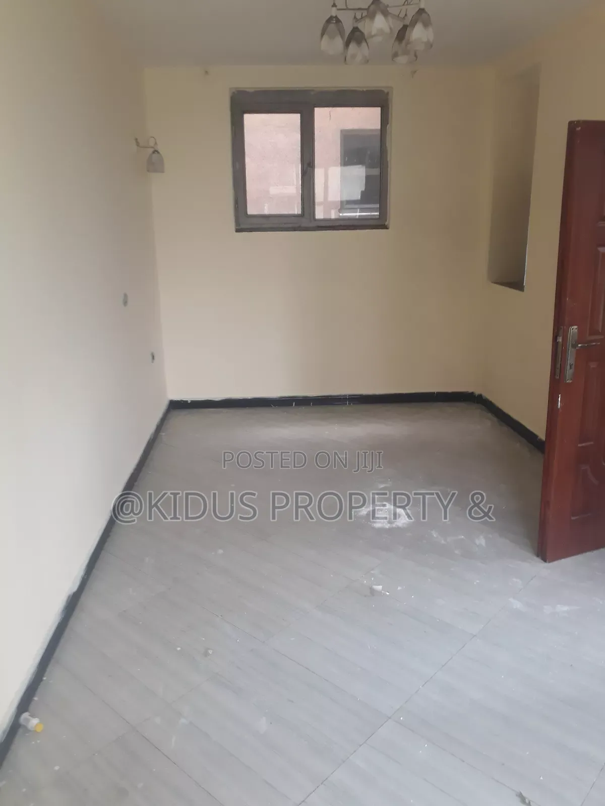4bdrm Penthouse in Jemo 1, Nifas Silk-Lafto for rent