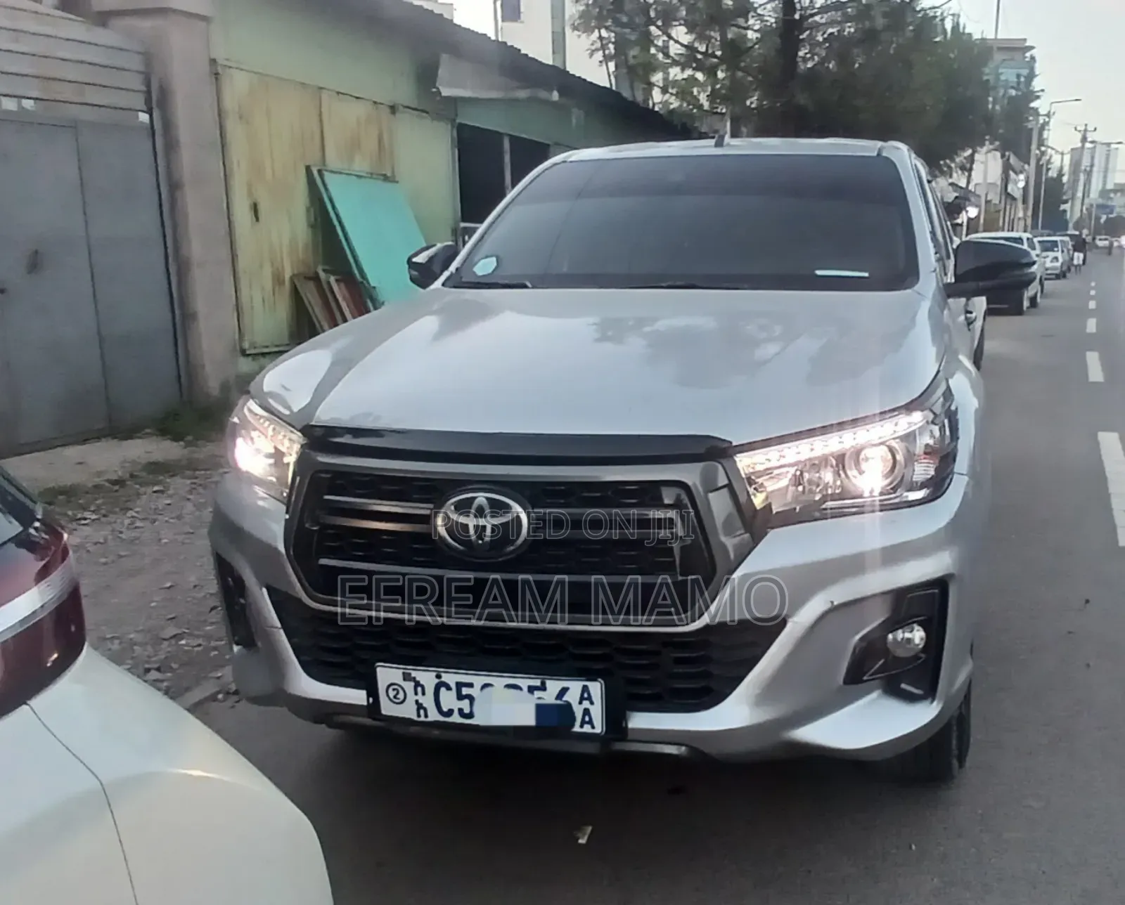Toyota Hilux 2020 Silver