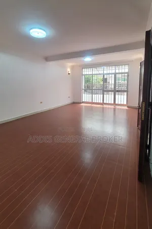7bdrm House in Lebu, Nifas Silk-Lafto for sale