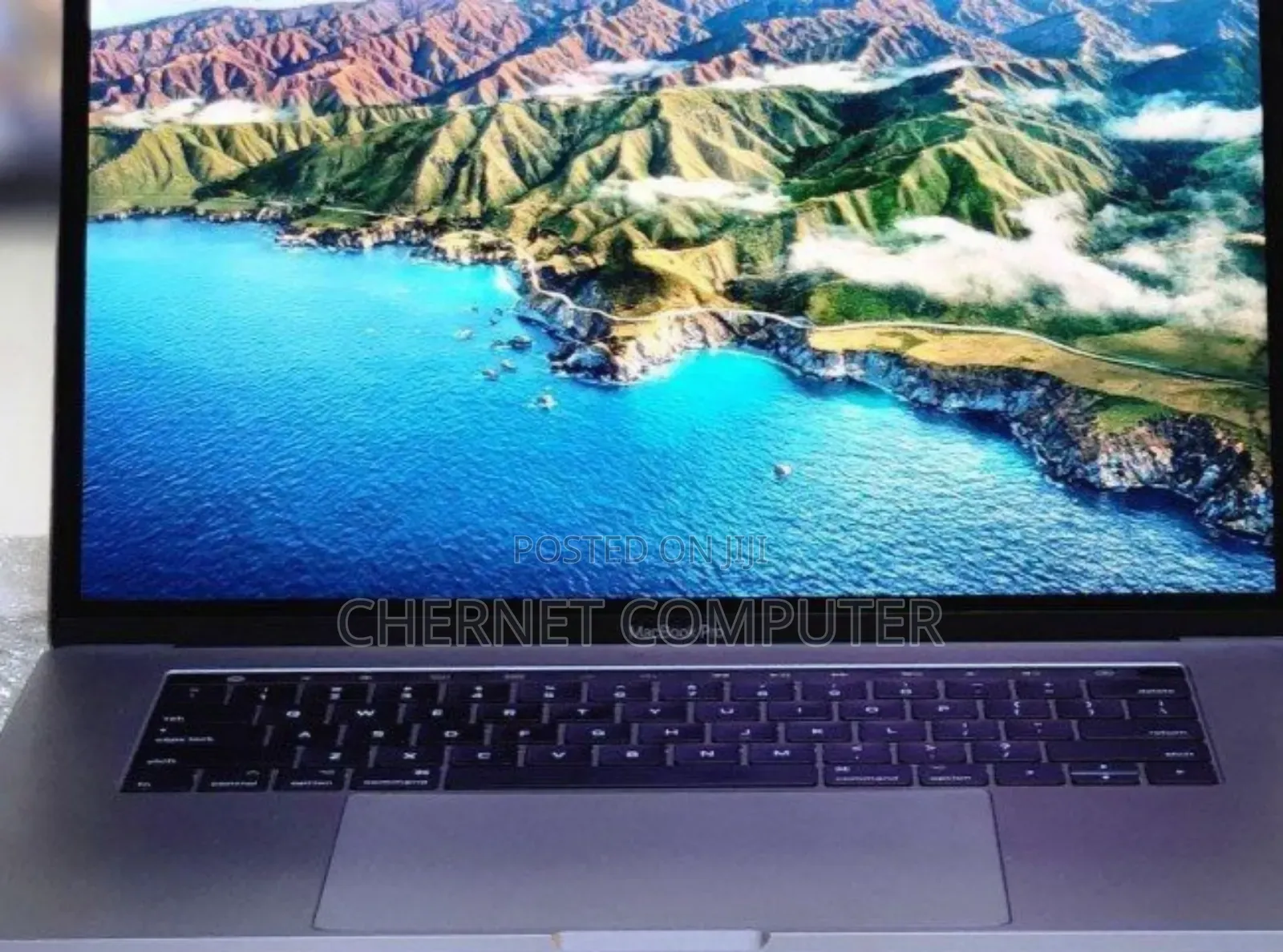 New Laptop Apple MacBook Pro 2017 16GB Intel Core I7 SSD 512GB