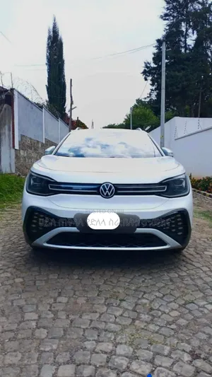 Photo - Volkswagen ID.6 2022 White