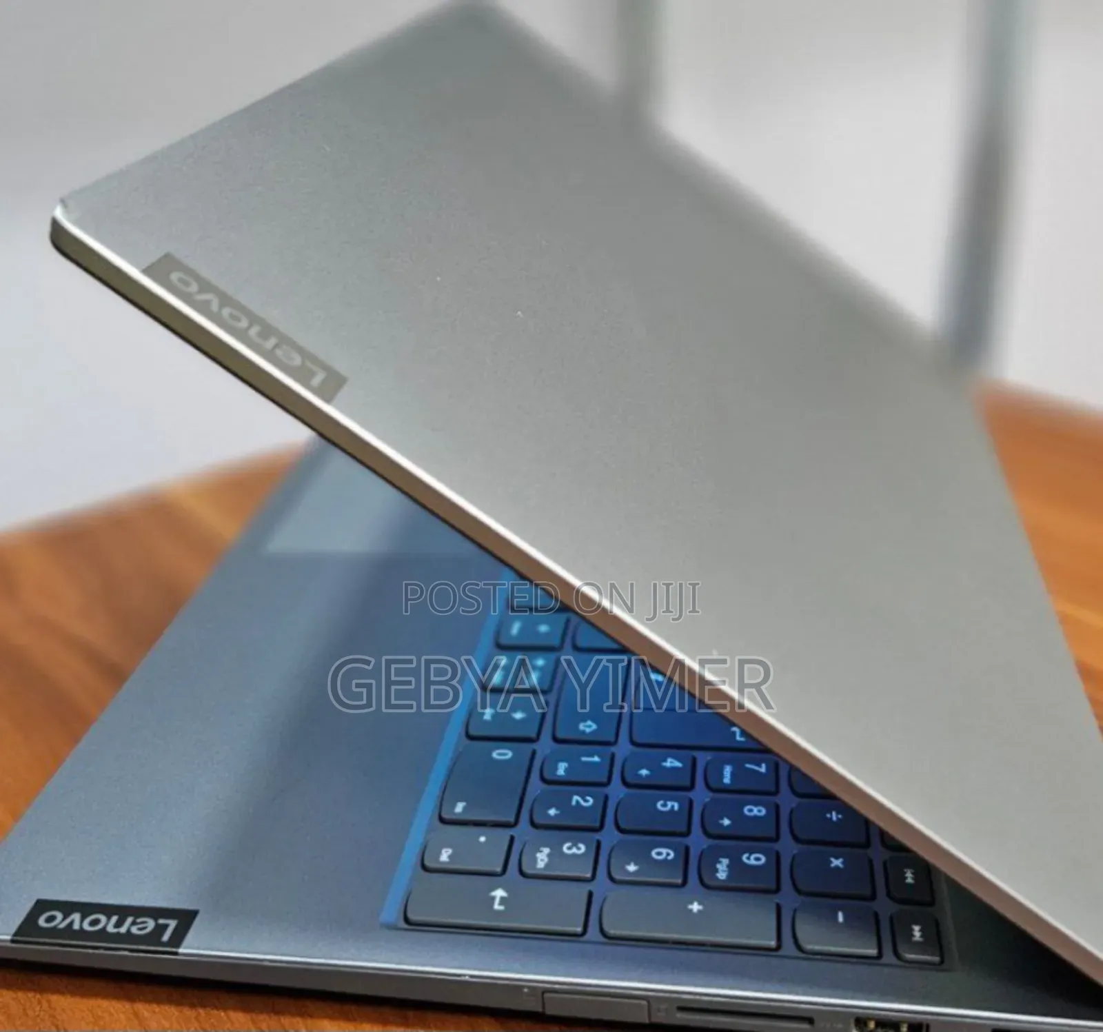 New Laptop Lenovo ThinkBook 15 8GB Intel Core I5 SSD 256GB