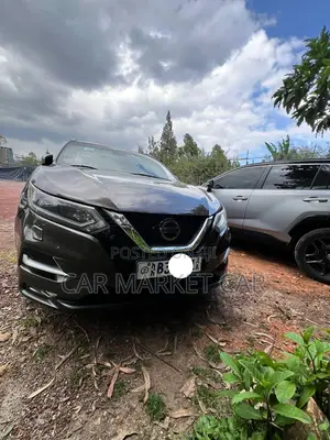 Photo - Nissan Qashqai 2018 Gray