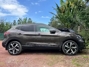 Nissan Qashqai 2018 Gray