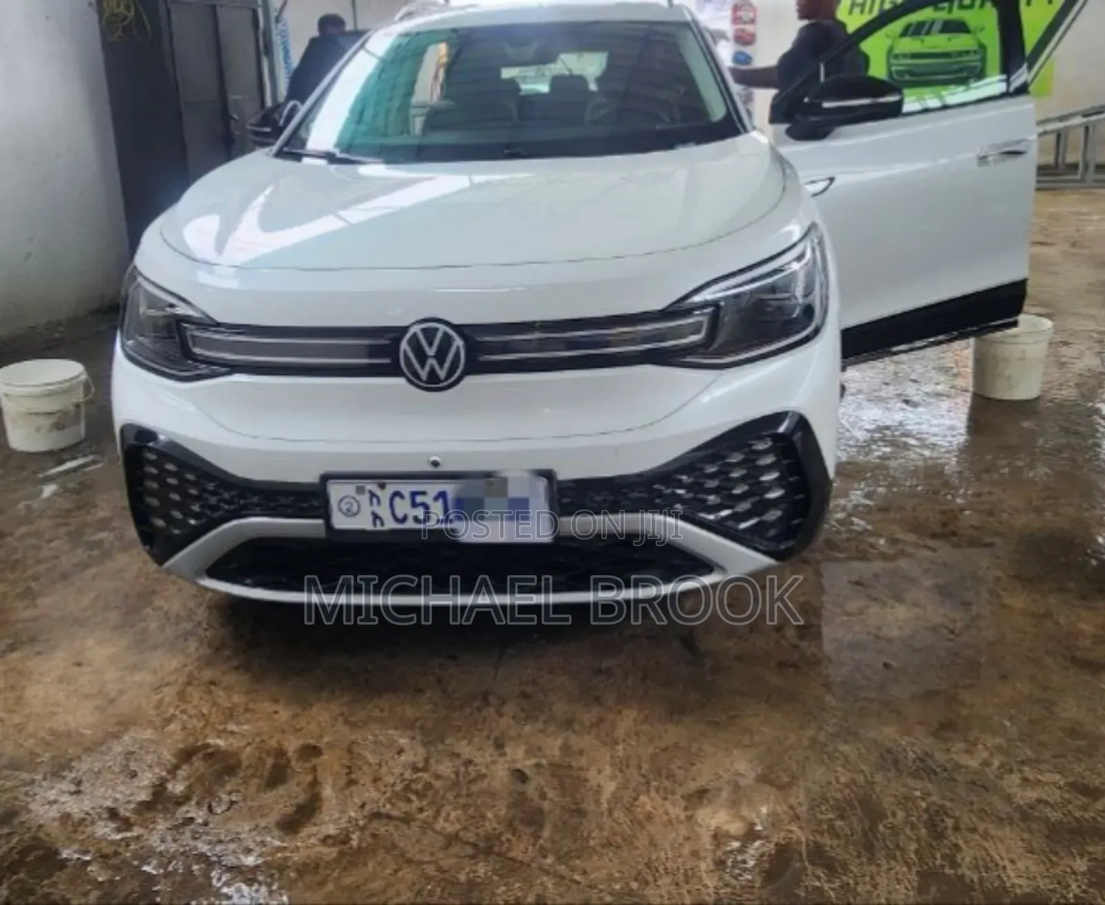 Volkswagen ID.6 2024 White