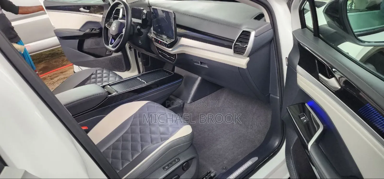 Volkswagen ID.6 2024 White