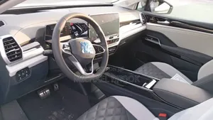 New Volkswagen ID.6 2024 White