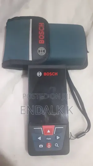 Photo - Measuring Material