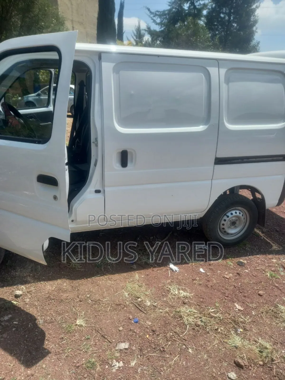 Suzuki APV Minibus 2024 White