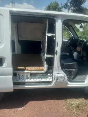 Suzuki APV Minibus 2024 White