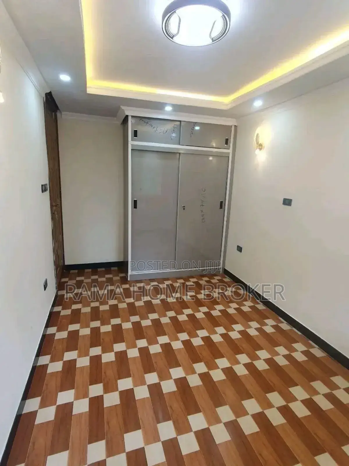 Furnished 3bdrm Condo in Yeka for sale