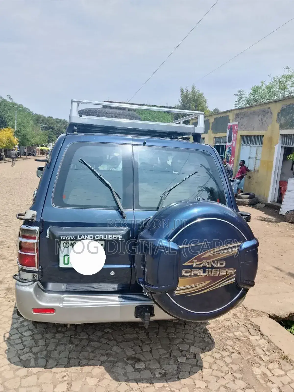 Toyota Land Cruiser 90 2000 Blue