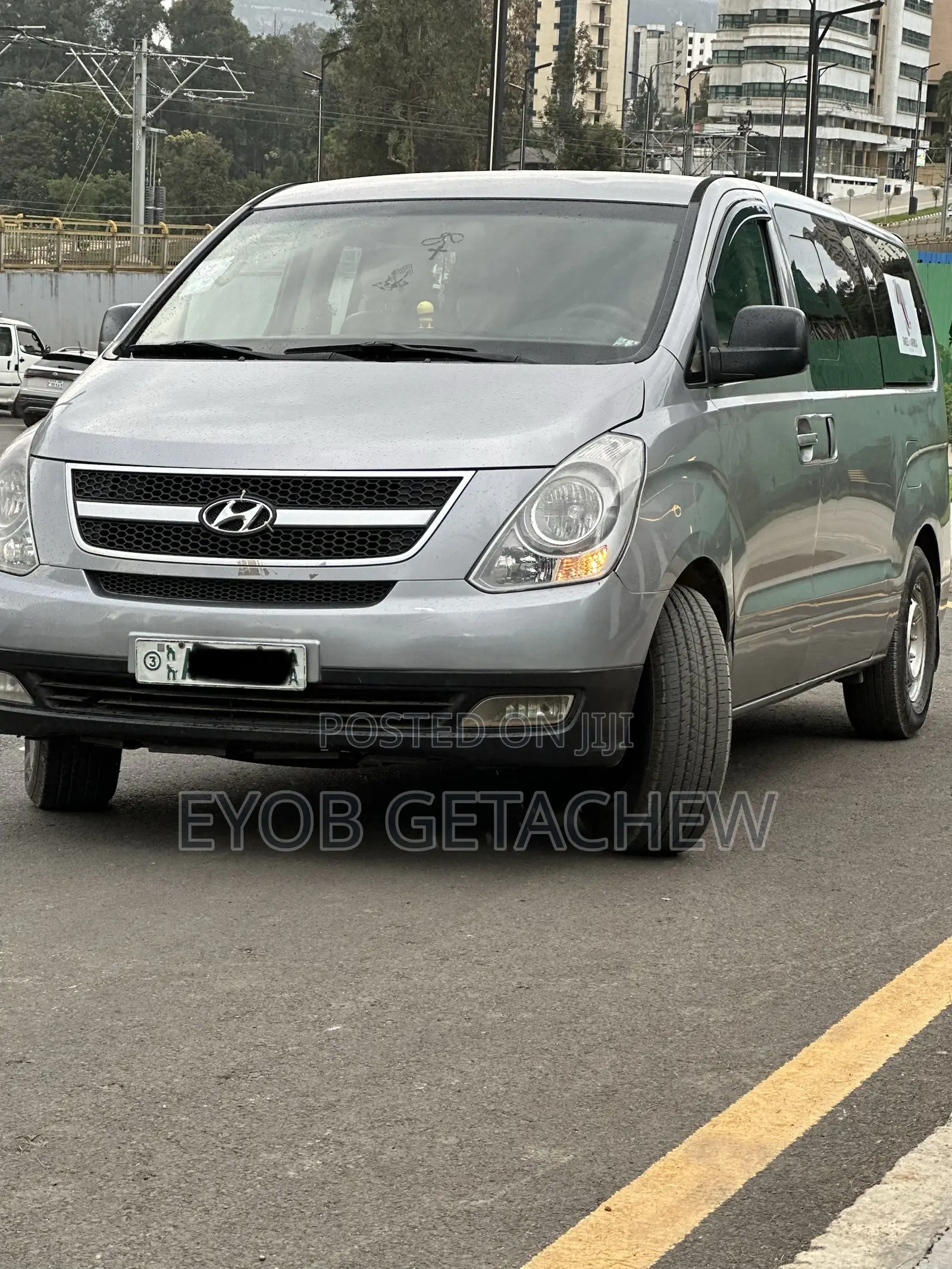 Hyundai H1 2017 Silver