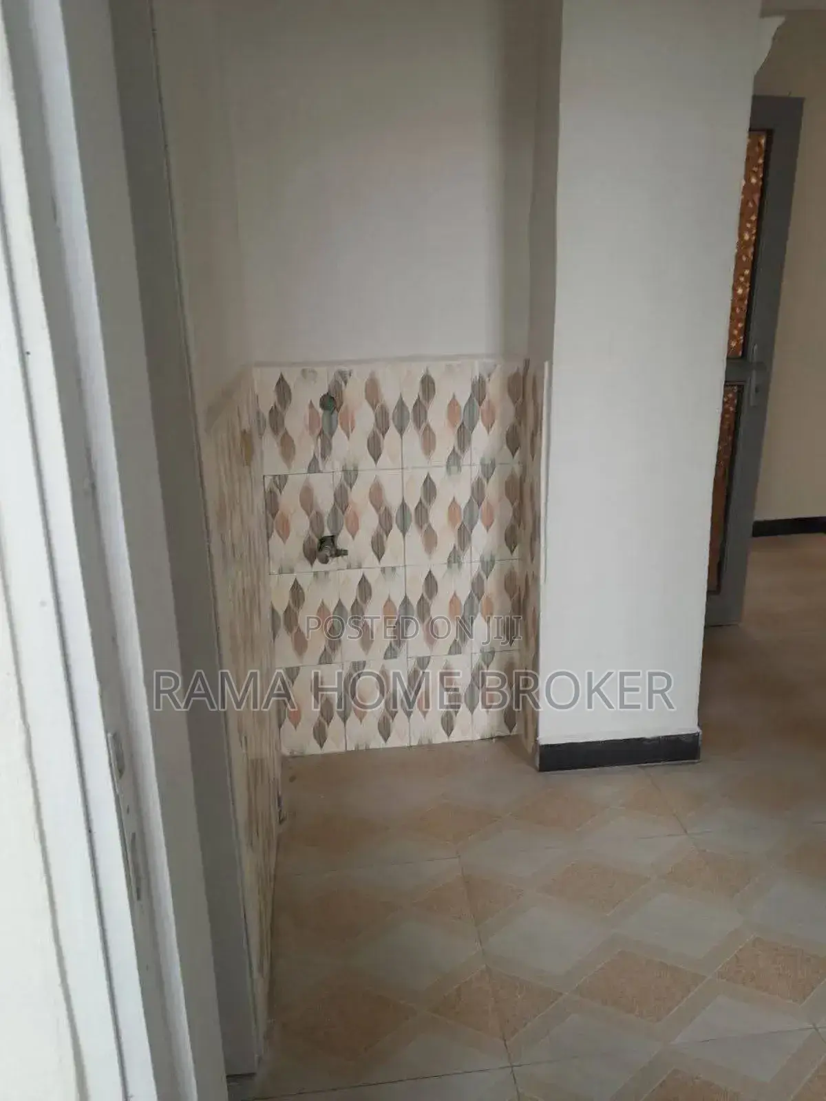 Furnished 3bdrm Condo in Yeka for sale