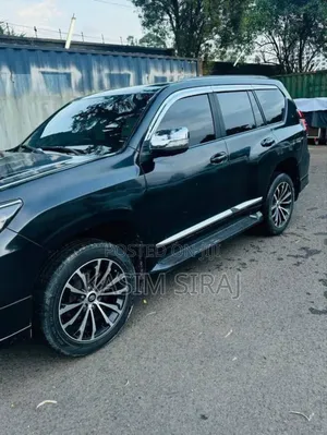 Toyota Land Cruiser Prado 2.7 i 2013 Black