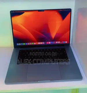 New Laptop Apple MacBook Pro 2023 M2 16GB Apple M2 SSD 1T