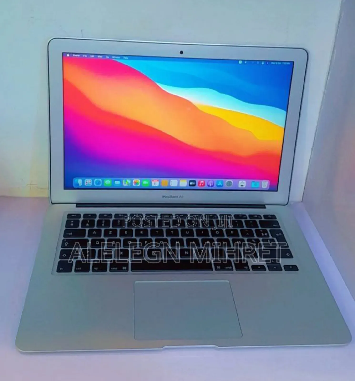 New Laptop Apple MacBook Air 2017 8GB Intel Core I5 SSD 256GB