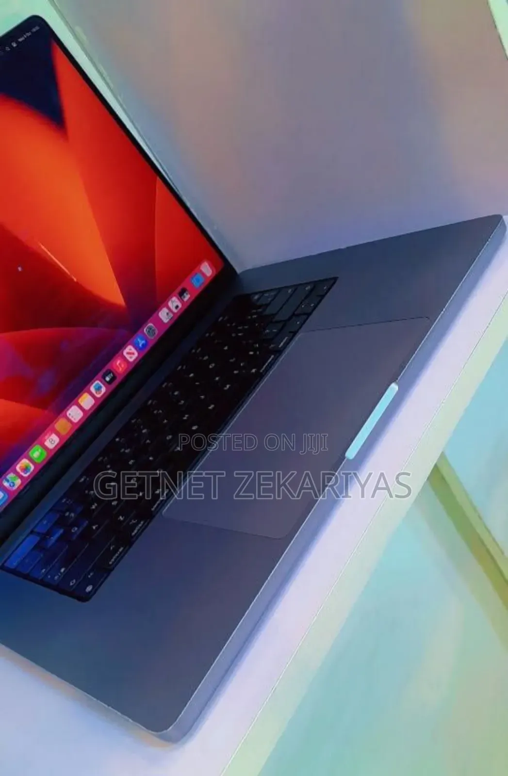 New Laptop Apple MacBook Pro 2023 M2 16GB Apple M2 SSD 1T