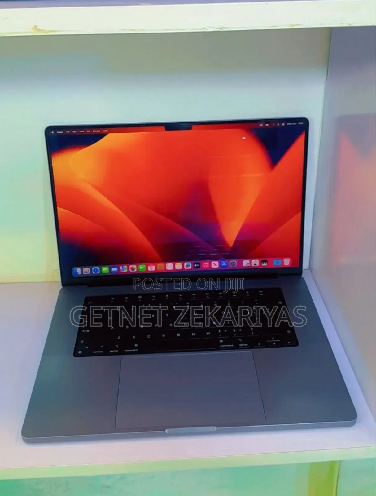 New Laptop Apple MacBook Pro 2023 M2 16GB Apple M2 SSD 1T