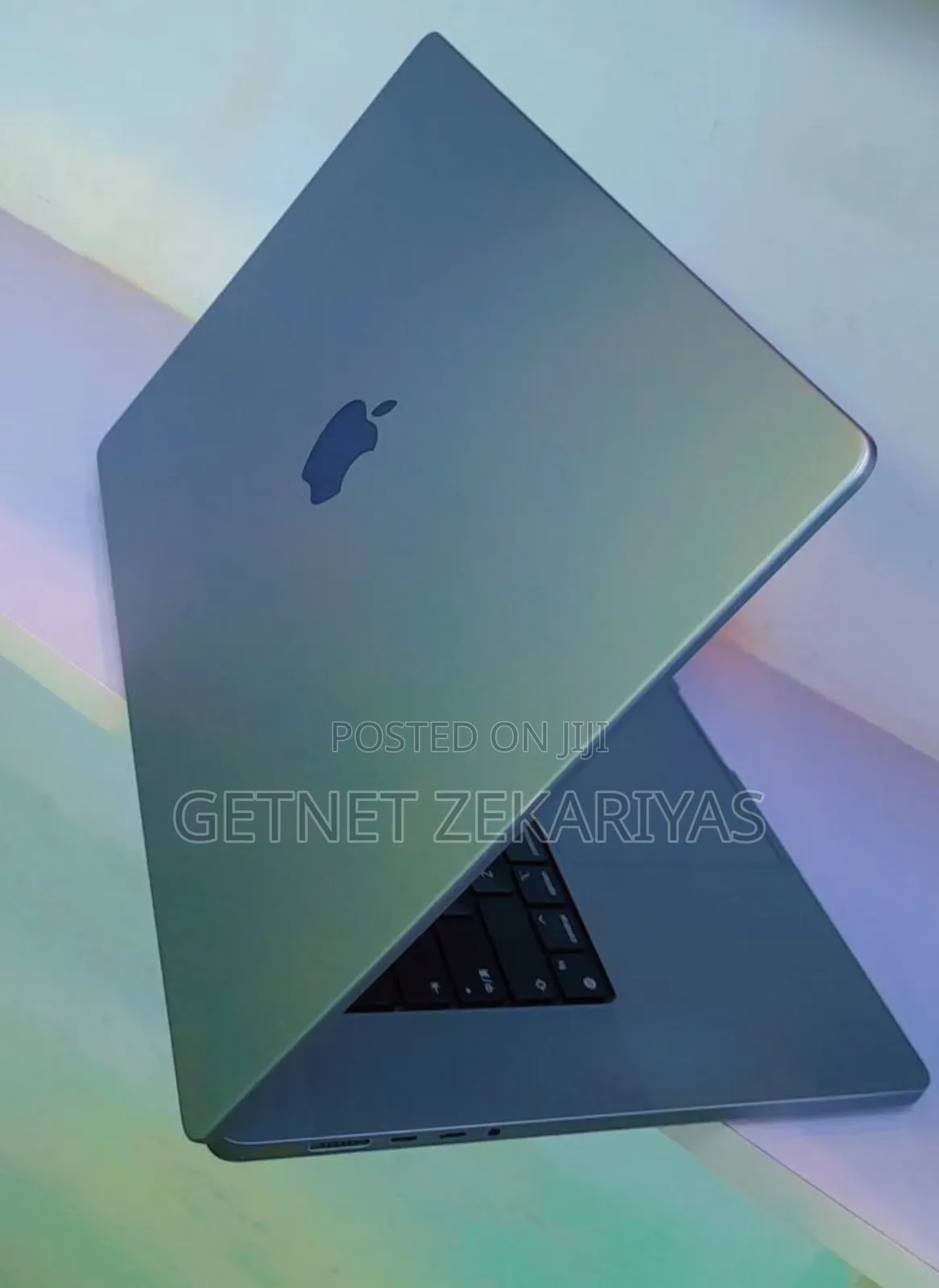 New Laptop Apple MacBook Pro 2023 M2 16GB Apple M2 SSD 1T