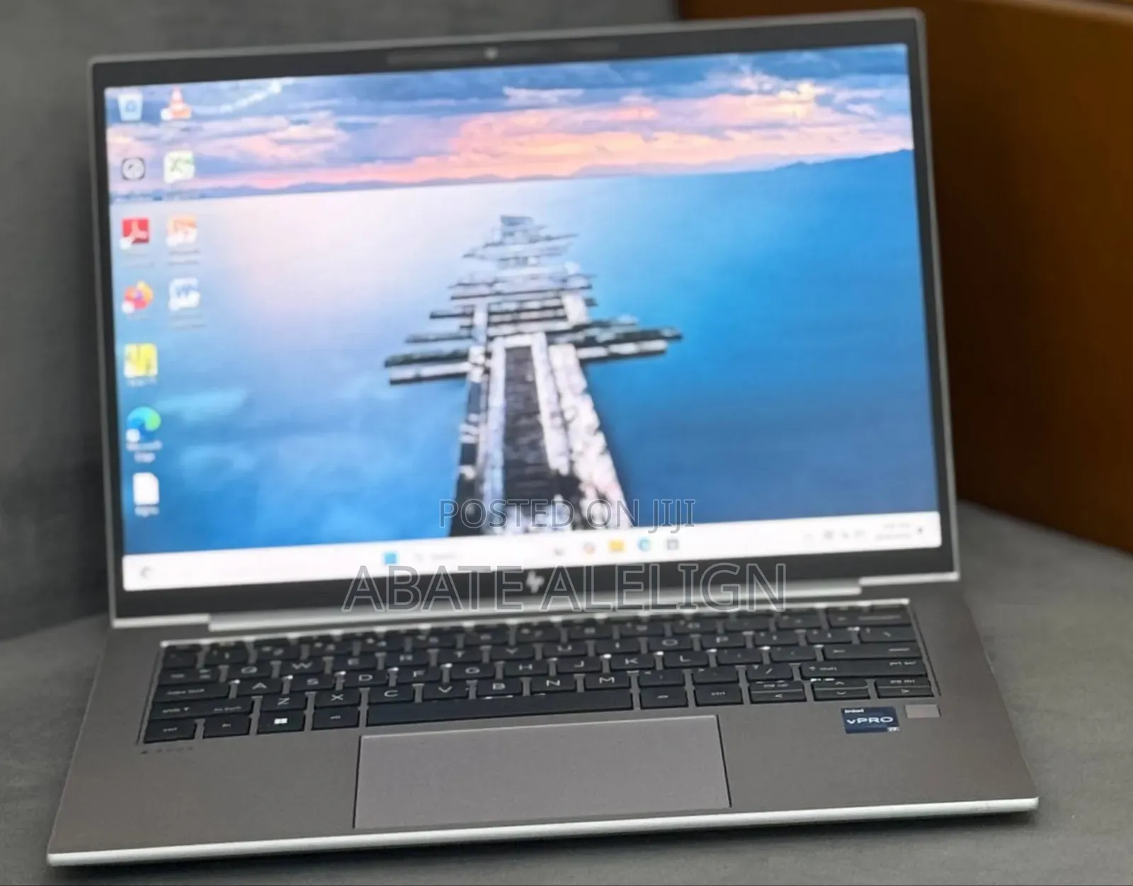 New Laptop HP ZBook Firefly 14 G7 32GB Intel Core I7 SSD 512GB