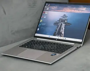 New Laptop HP ZBook Firefly 14 G7 32GB Intel Core I7 SSD 512GB