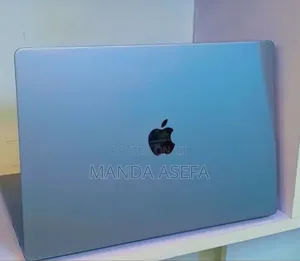 New Laptop Apple MacBook Pro 16GB Apple M2 SSD 1T