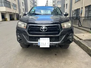 Photo - Toyota Hilux Revo Single Cab Deisel 2.4 RWD 2020 Gray