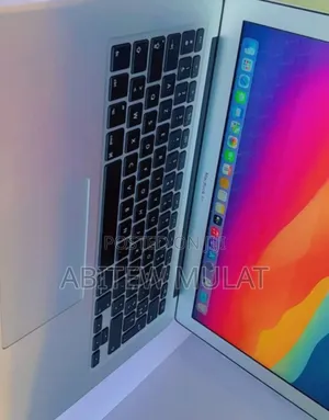 Photo - New Laptop Apple MacBook Air 2017 8GB Intel Core I5 SSD 256GB