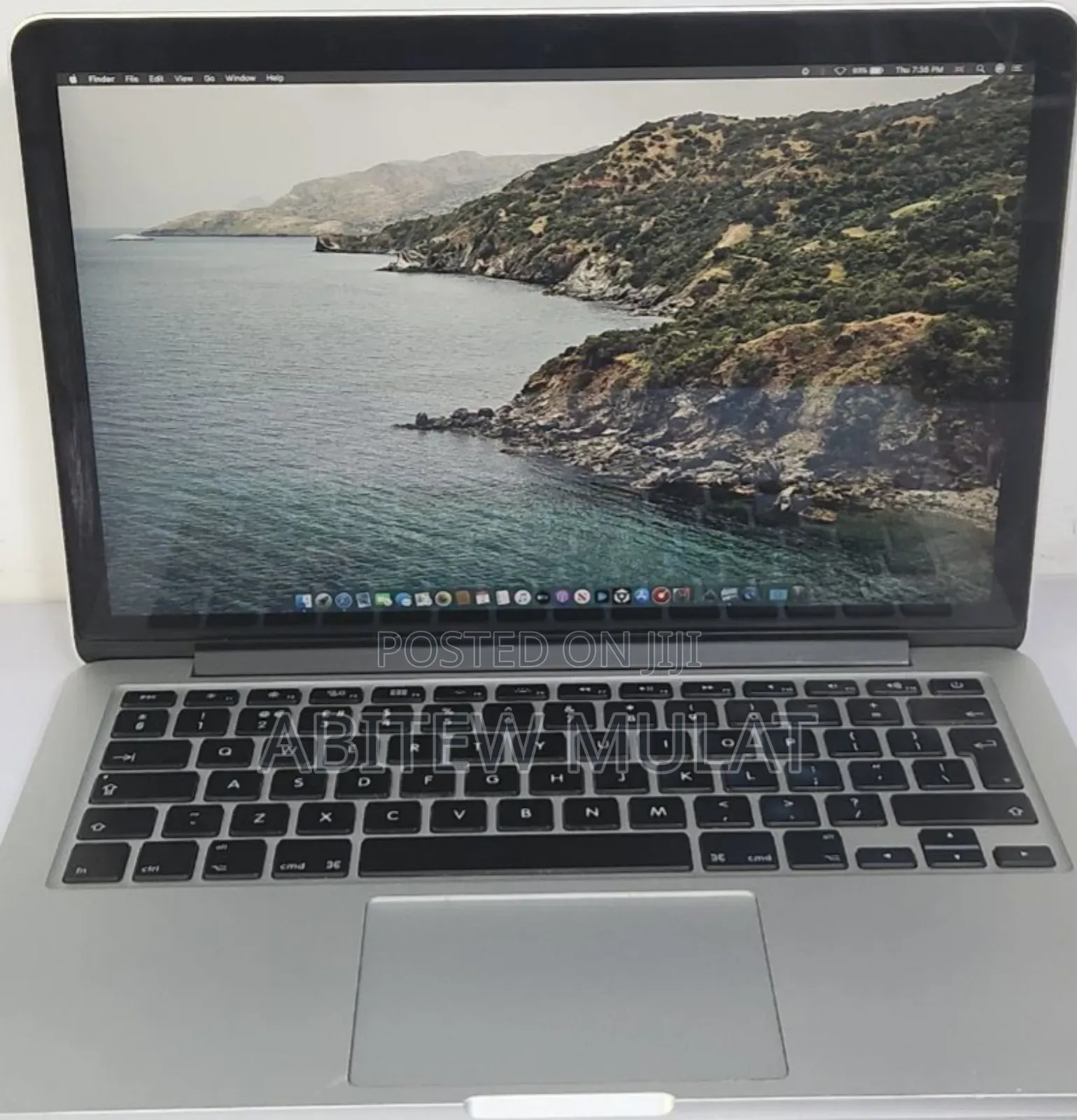 New Laptop Apple MacBook Pro 2015 8GB Intel Core I5 SSD 256GB