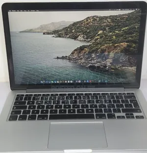 New Laptop Apple MacBook Pro 2015 8GB Intel Core I5 SSD 256GB