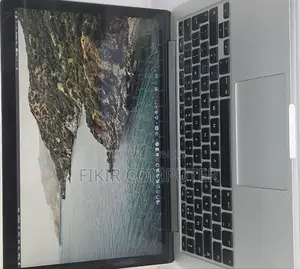 New Laptop Apple MacBook Pro 2015 8GB Intel Core I5 SSD 256GB