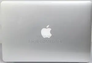 New Laptop Apple MacBook Pro 2015 8GB Intel Core I5 SSD 256GB