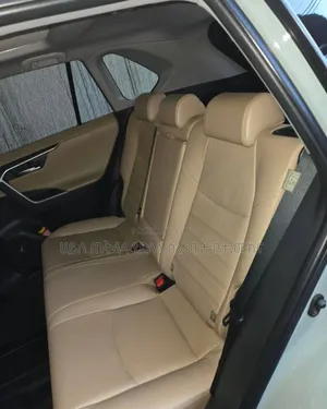 Toyota RAV4 2021 Maroon